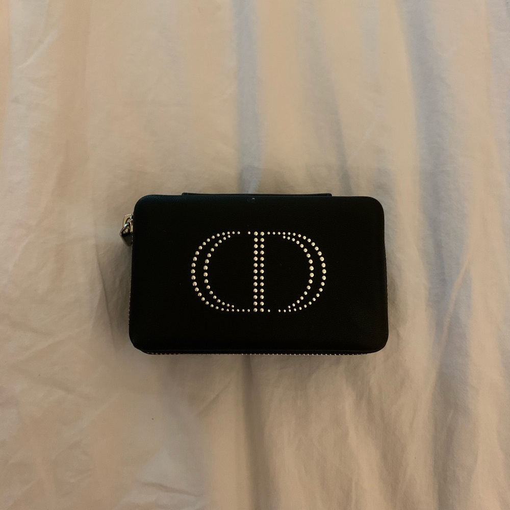 Black Dior traveling  jewelry holder💙